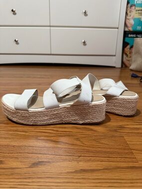 Women’s White Espadrille Platform Sandals
